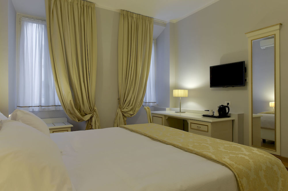 Gravina Suite Frattina Roma Exterior foto