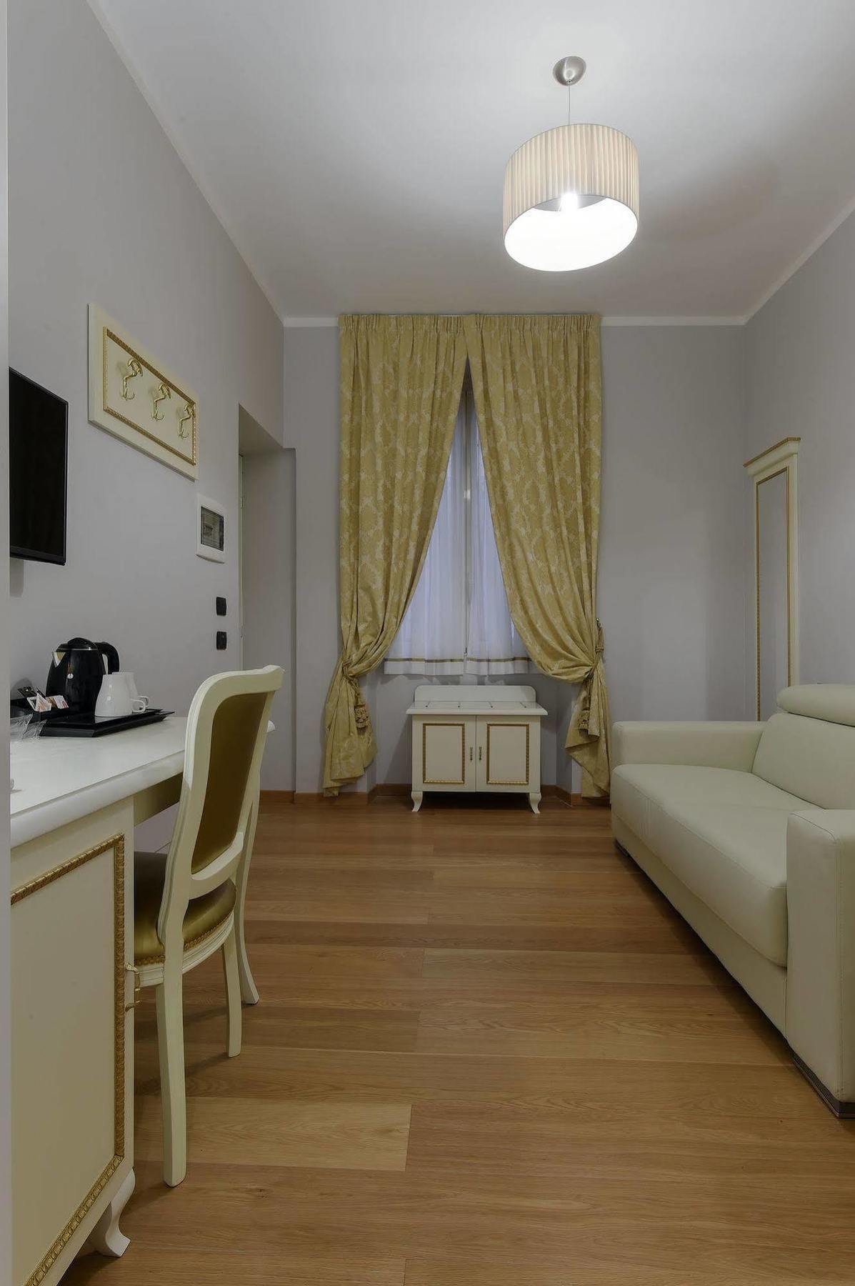 Gravina Suite Frattina Roma Exterior foto